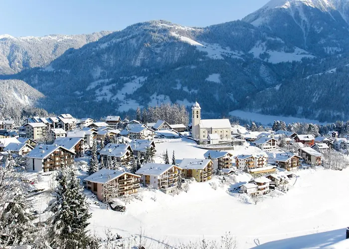 Mit Bergsicht By Interhome Laax